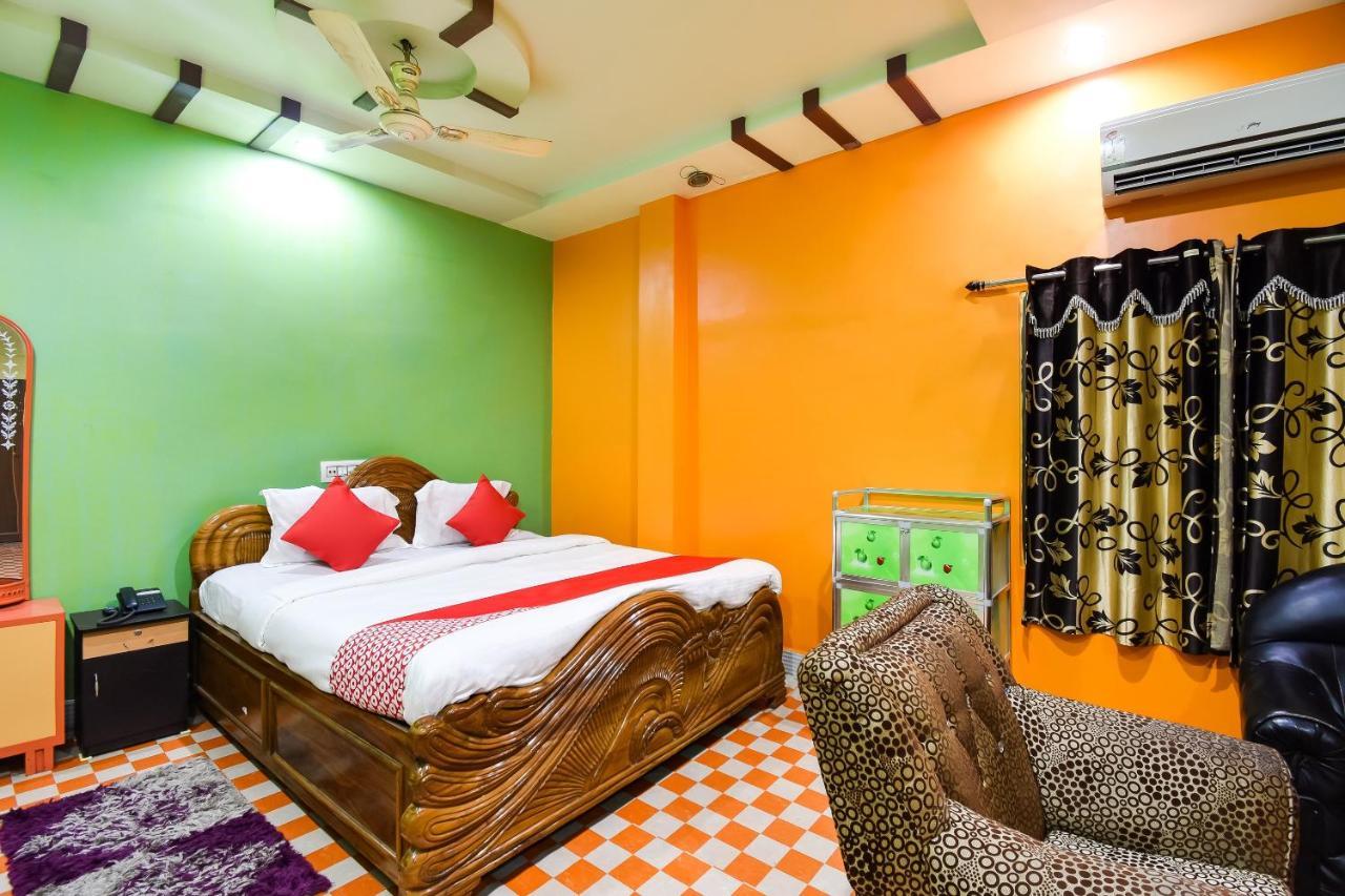 OYO 44160 Hotel Sahana Jangipur Buitenkant foto