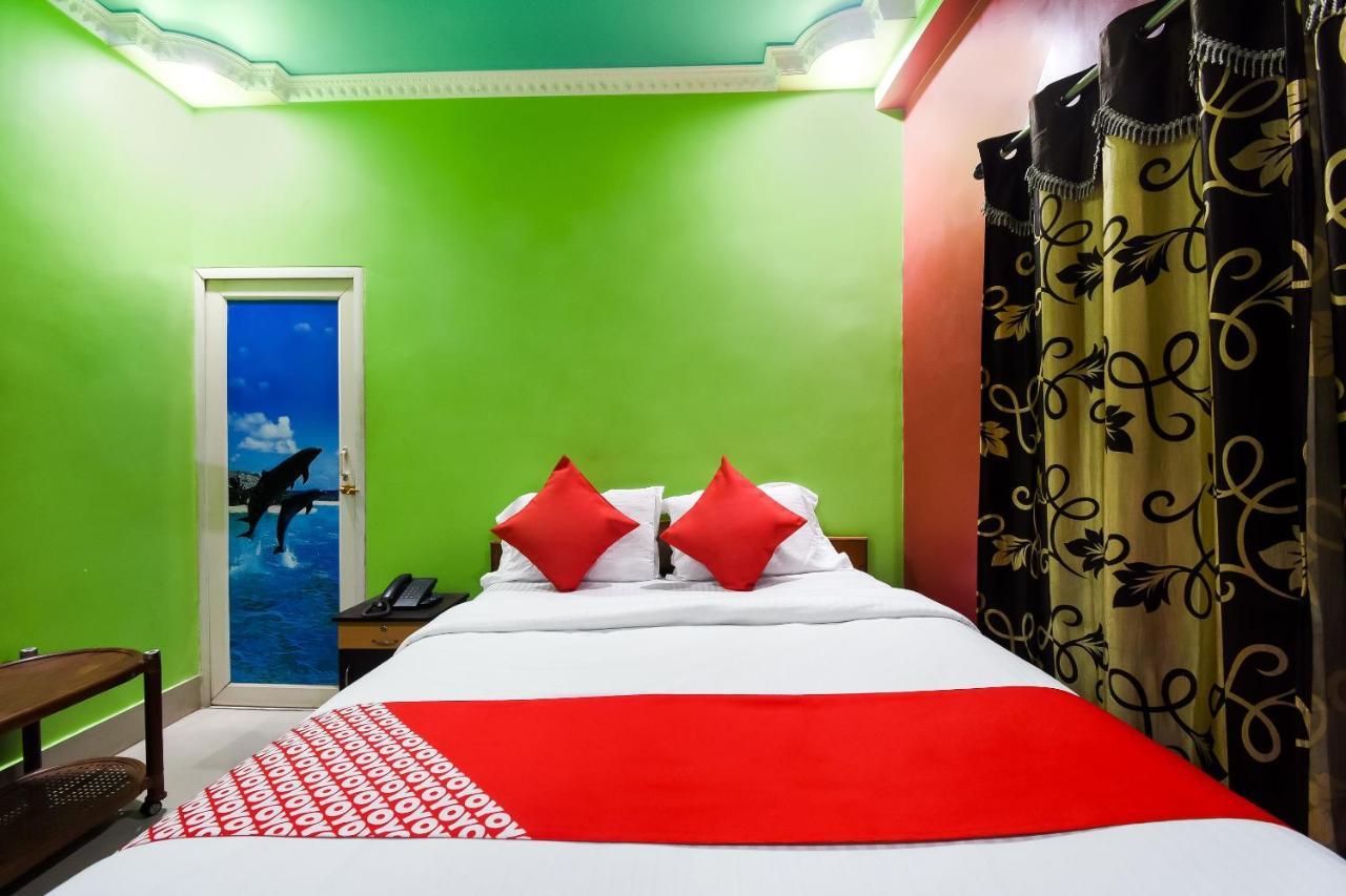 OYO 44160 Hotel Sahana Jangipur Buitenkant foto
